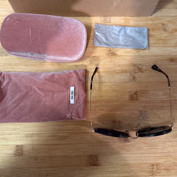 MIU MIU 62mm Layered Heart Round Sunglasses In Grey Mirror - NWOT - Picture 16 of 16